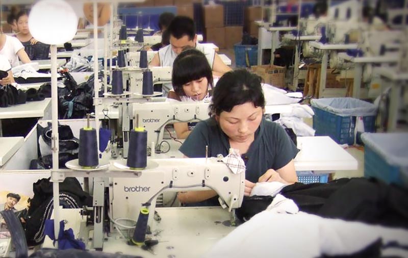 Fashion LGP possède des usines partenaires à l'étranger pour produire vos vêtements